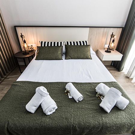 Apartamentos Luxury En San Juan Badajoz Exteriör bild